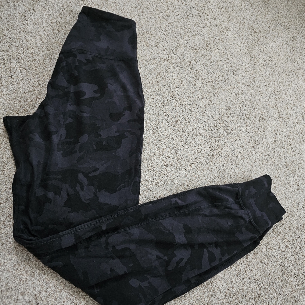 Lululemon align high rise cropped jogger 2